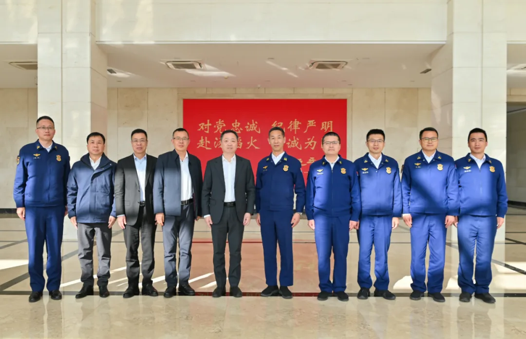 文成县委书记罗招政赴武警温州支队、市消防救援支队开展春节慰问活动