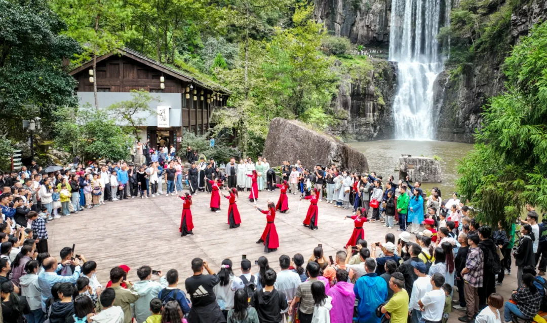文成文旅融合入选省创新案例 武侠加瀑布推动景区破圈发展