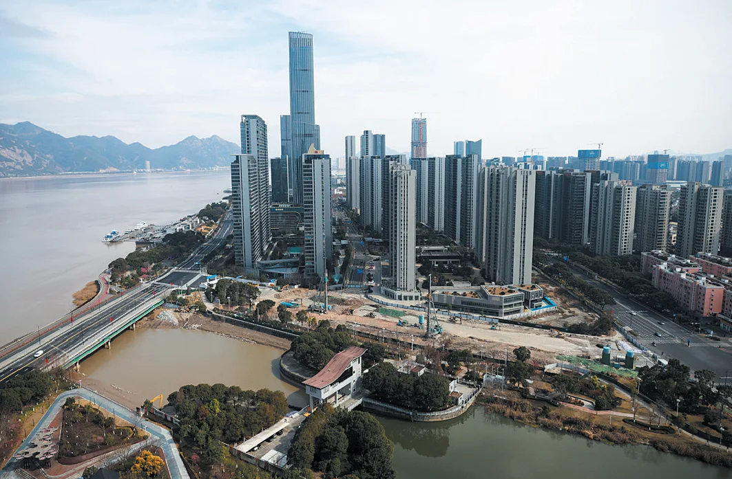 府东路过江通道水下施工有“金钟罩”护体