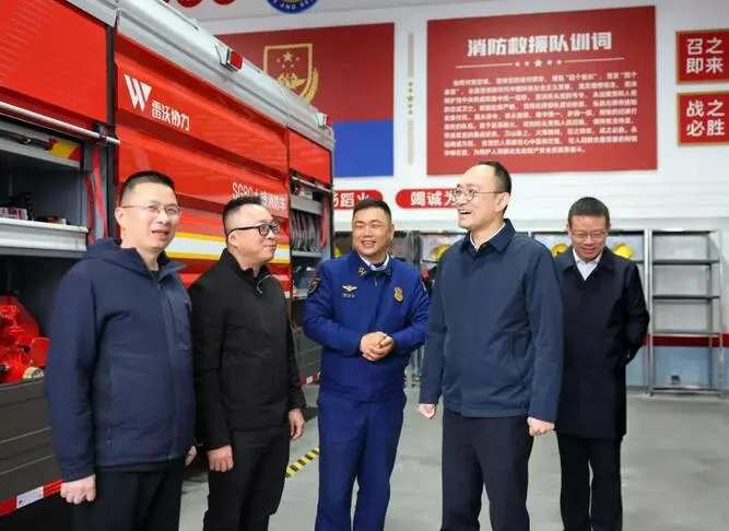 平阳县委书记孟晓斌开展节前安全生产、市场保供检查