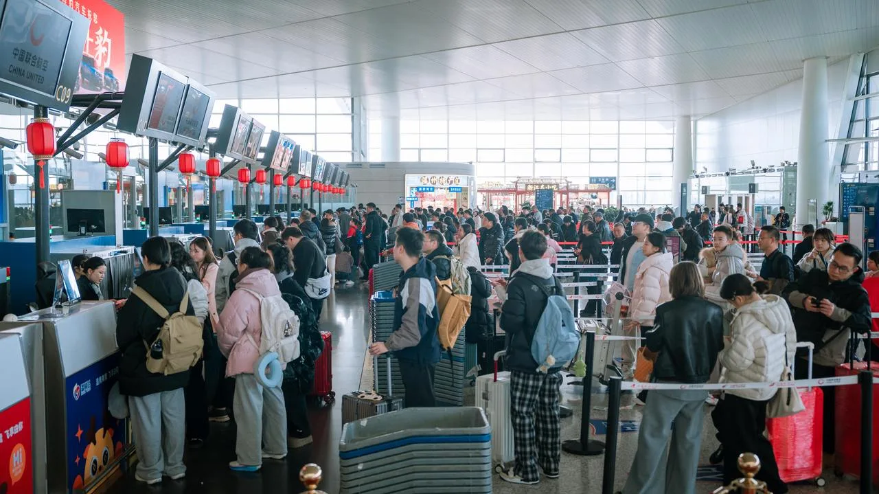 春节假期温州机场客流量近40万人次，同比增长6.55%