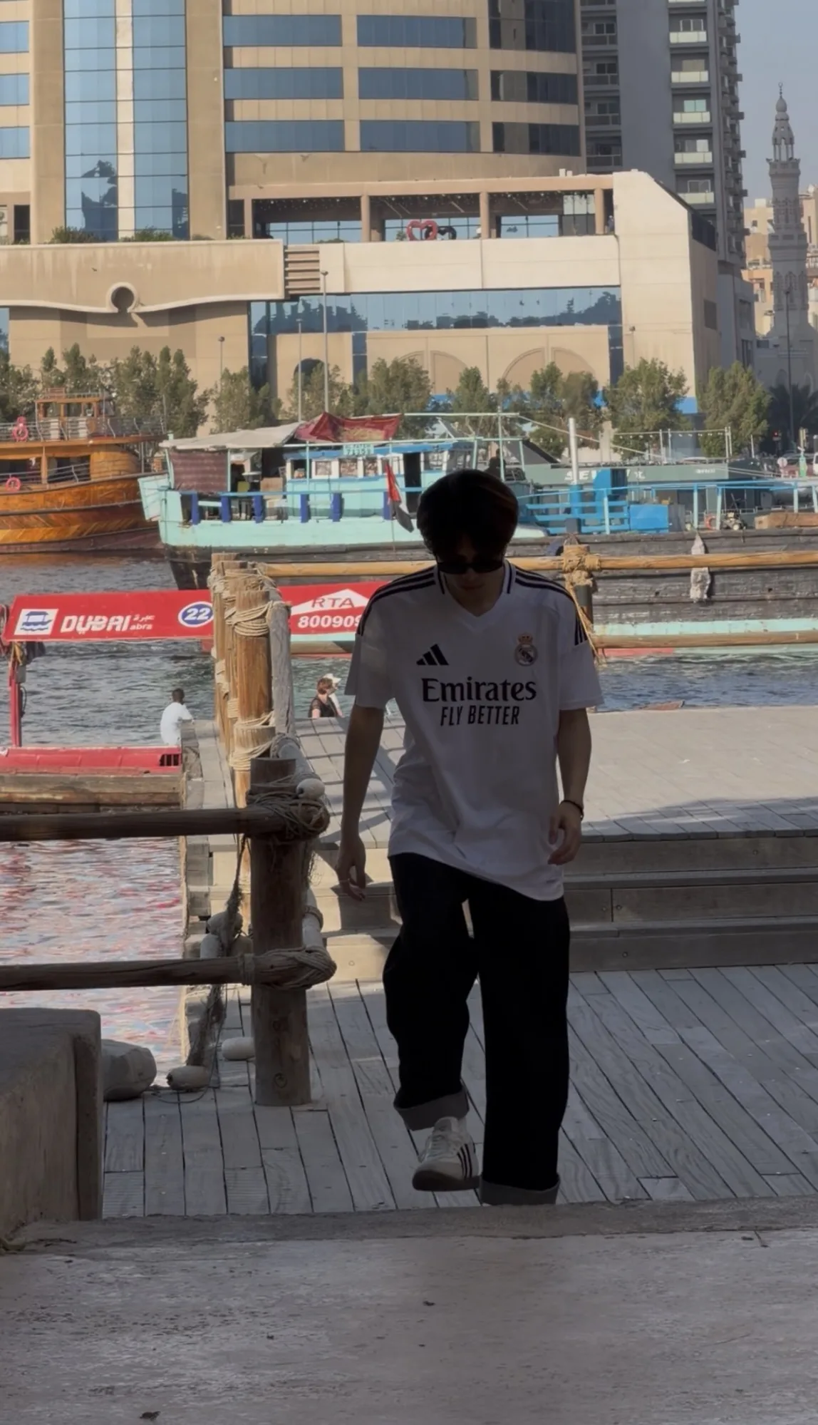 中东局势突变，游客被困迪拜 温州小伙：离战争最近的一次