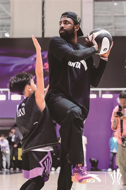 200万粉丝的“小菜鸡”什么来头？