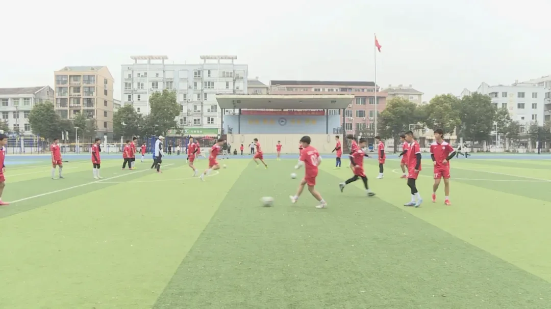 国家级足球特色学校遍布温州 瓯冠助“燃”校园足球