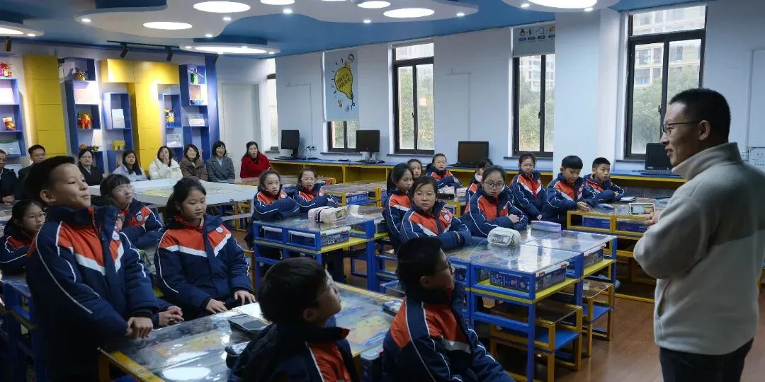 70名专家“跨界”上任！龙湾中小学配齐“科学副校长”