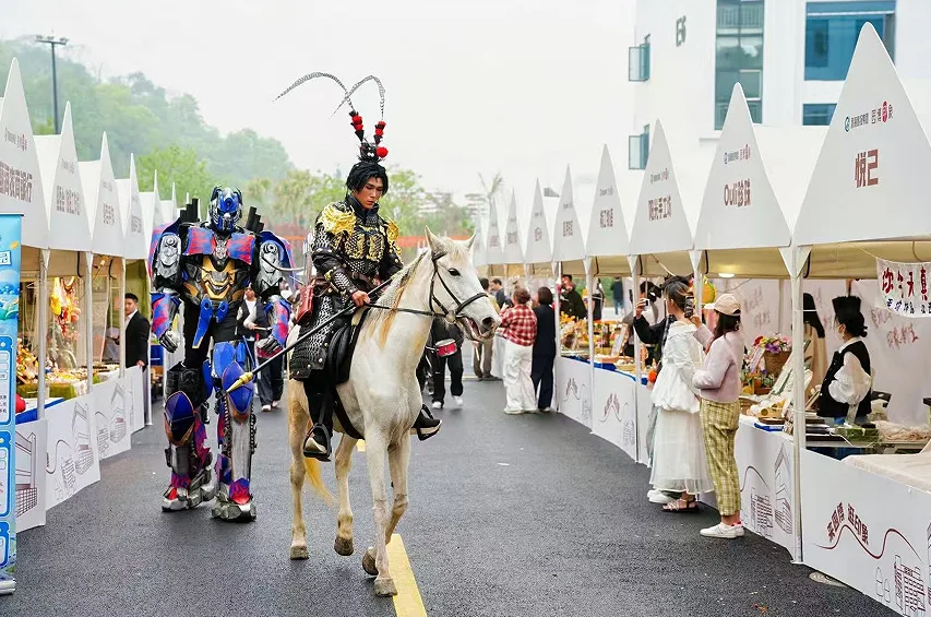 周末去哪儿？园博印象开街嘉年华火热继续
