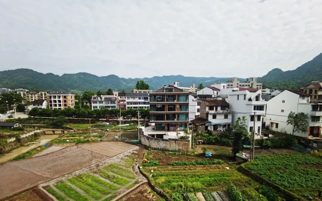 文成不起眼的村庄，七百年前曾建王府，现在变身著名工业园区