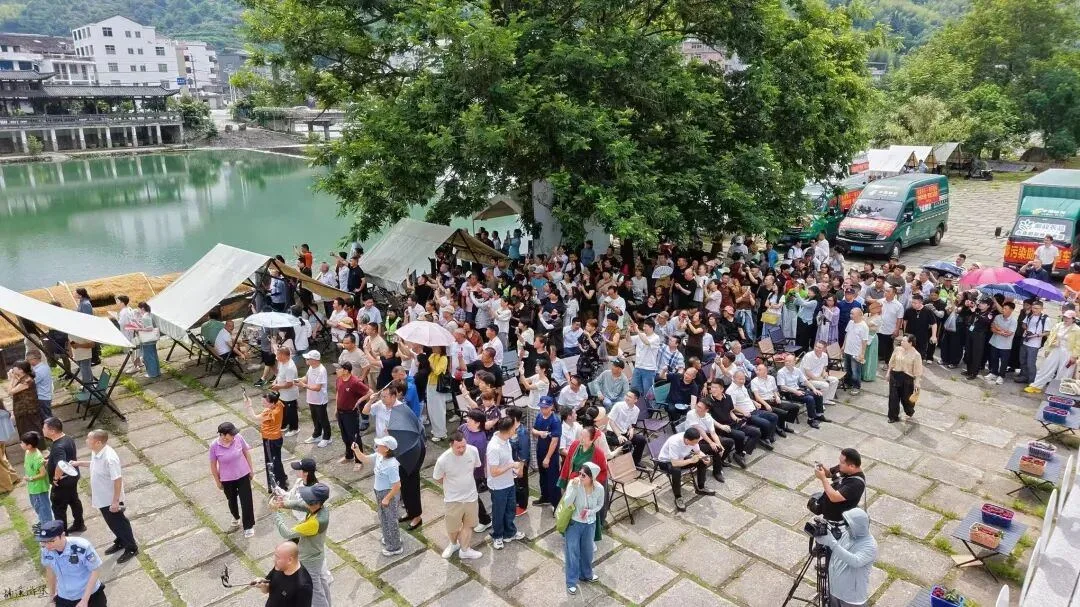 永嘉楠溪江畔上演“梅”好产业嘉年华