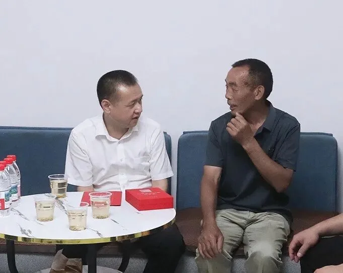永嘉县四套班子领导开展“七一”慰问活动
