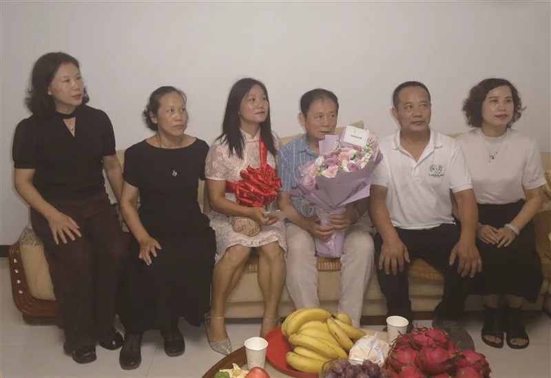 失散近40年的小妹终于回家了
