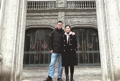 当医师节邂逅七夕节 一起聆听九对“白大褂”背后的爱情日常 - 配图4