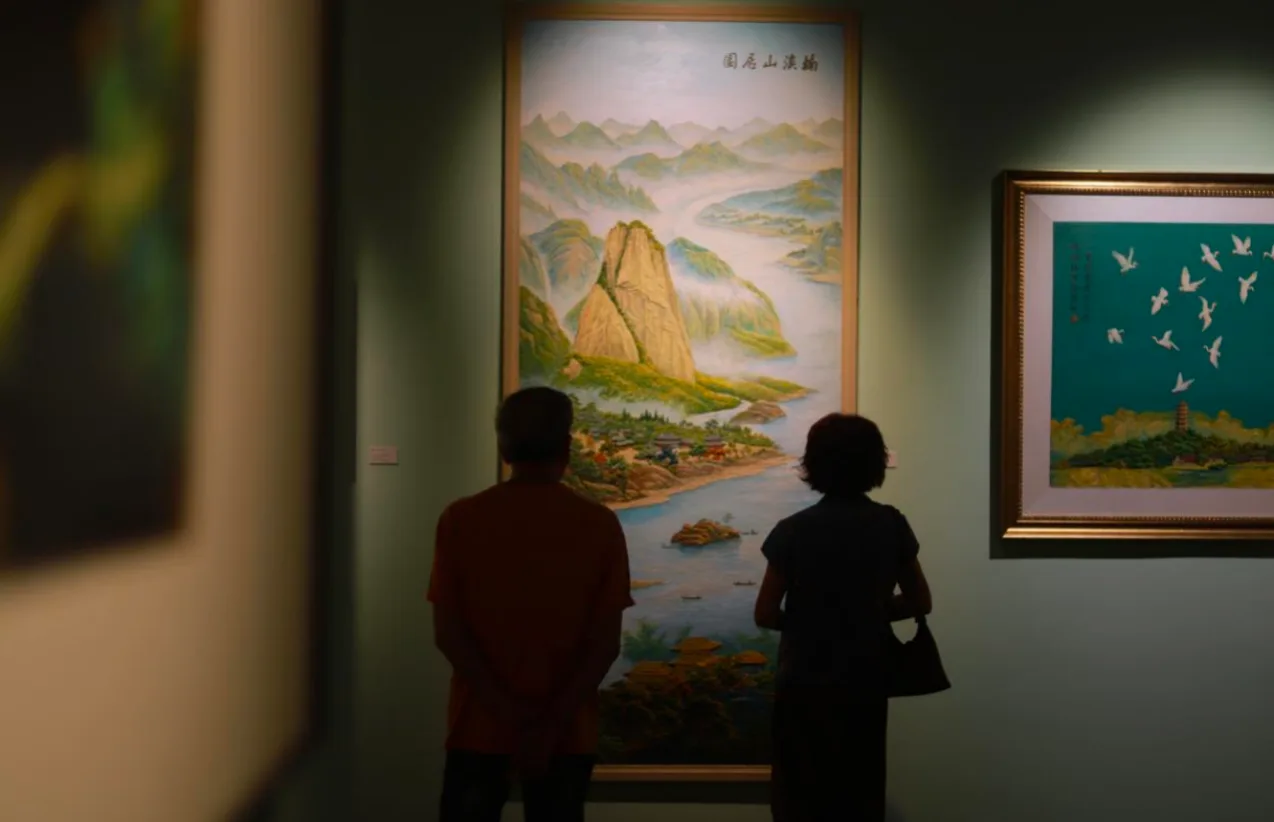 “青山绿水·诗画江南”瓯塑主题创作展在杭启幕！老中青三代传承人同台献艺 - 配图5