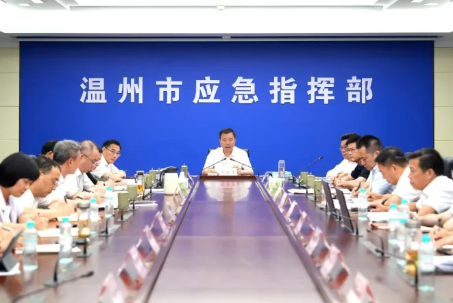 市委市政府连续调度台风“沙德尔”防御应对工作