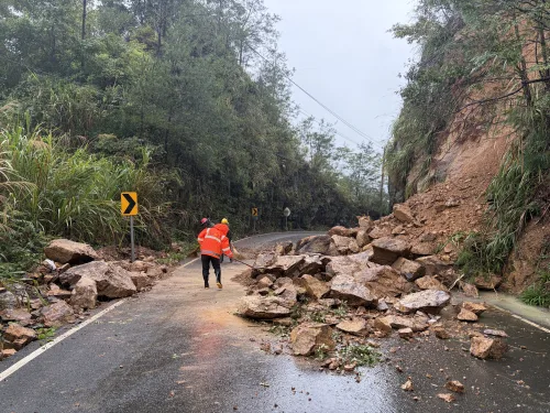 塌方险情多点爆发，泰顺前置防控守住道路零伤亡