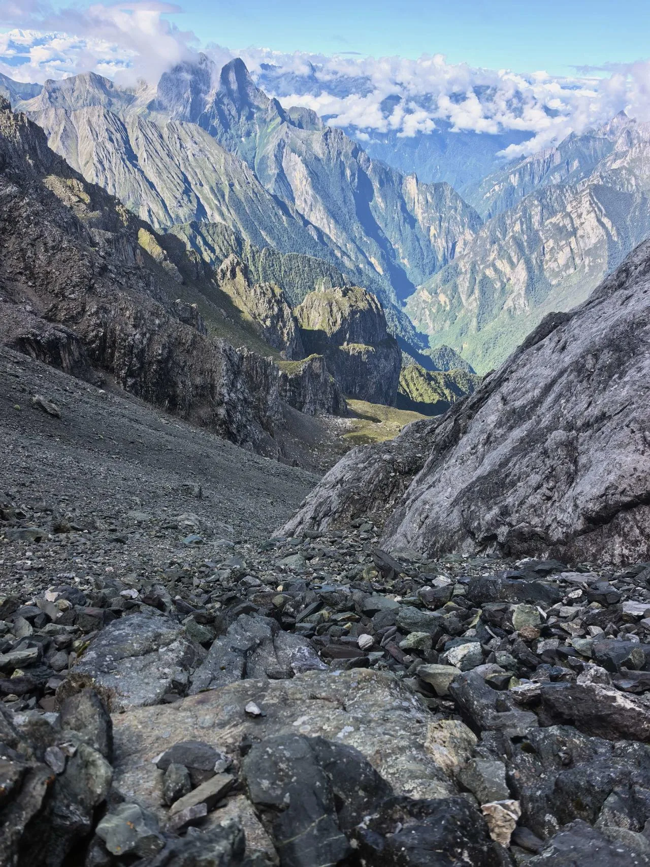 8年爬20多座雪山 “乐清小明”完成5380米未登峰人类首登 - 配图5