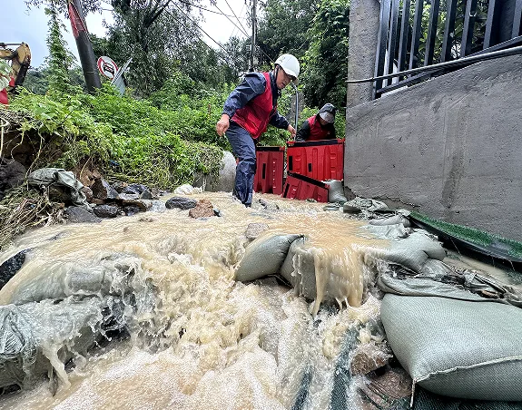 连续作战 风雨共济——温州全城戮力同心坚决打赢防御强降雨攻坚仗 - 配图6