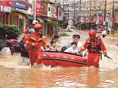记者在平阳麻步直击抢险救援：大雨滂沱，有他们在就安全 - 配图5