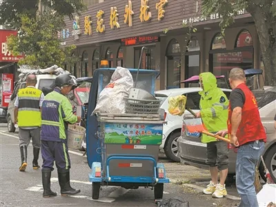 商户清扫、环境消杀、隐患巡查 苍南全城正在“重启”中