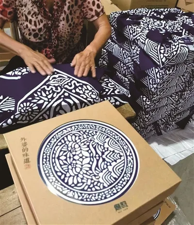 两款具有本土非遗工艺特色的“中秋月饼”热销 - 配图2
