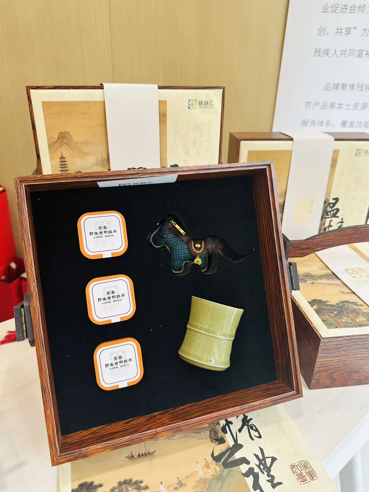 “一乐一礼”主理人柯桓杭坐在轮椅上谋新路 让客户触摸到“残友手作”的温度 - 配图3