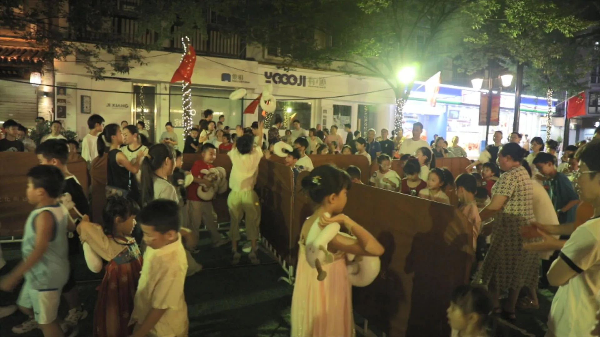 氛围感拉满！瑞安忠义街中秋游园夜活动火爆开启 - 配图3