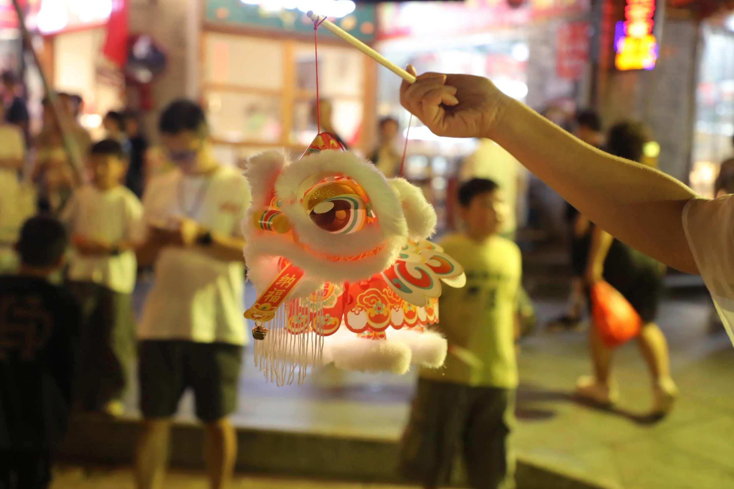 氛围感拉满！瑞安忠义街中秋游园夜活动火爆开启 - 配图4