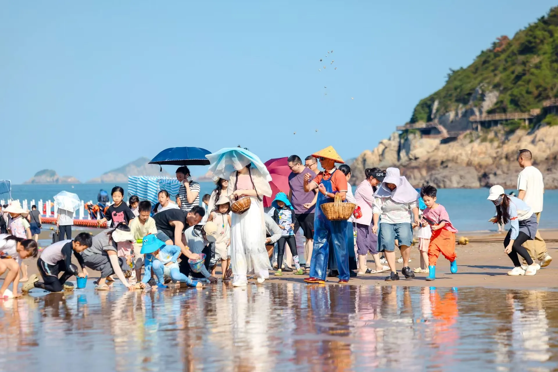 持“赶海执照”踏浪寻宝 洞头大沙岙上演中秋滨海狂欢 - 配图2