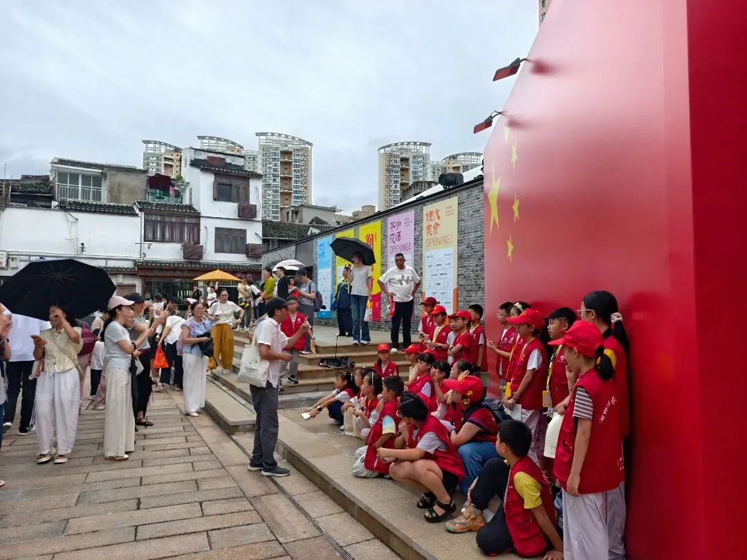 国庆首日137.8万人次游温州 - 配图4