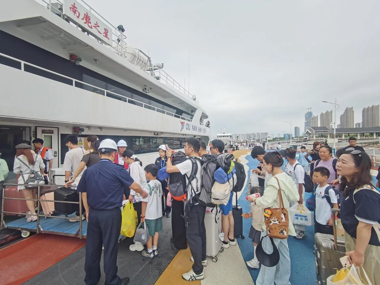 国庆假期首日 温州水上出行量达2.29万人次 - 配图2