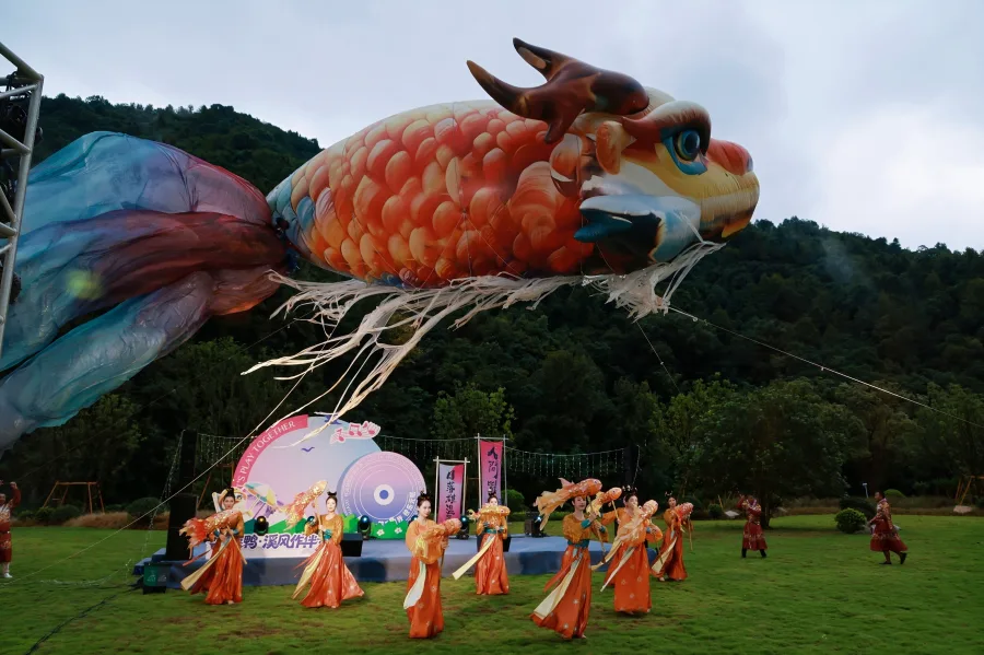 平阳怀溪“来嬉鸭”潮玩季，国庆一起冲鸭！