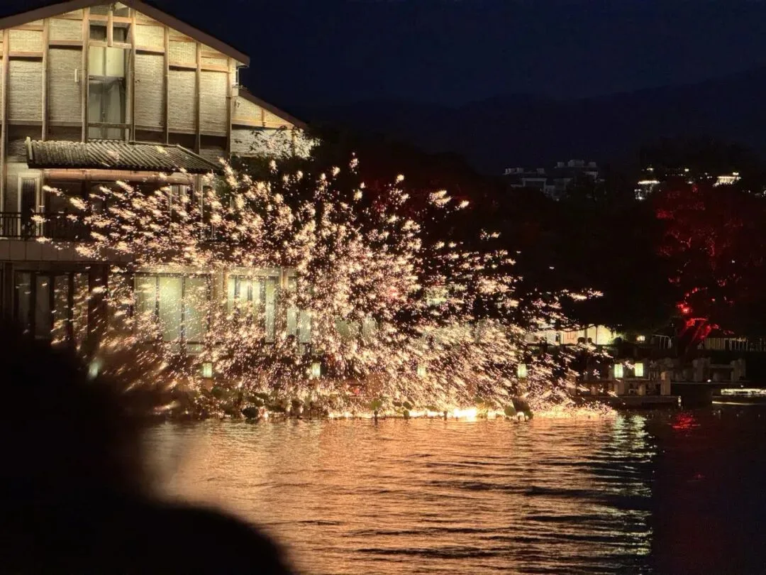 这个假期，江心屿凭“夜”态出圈！ - 配图3