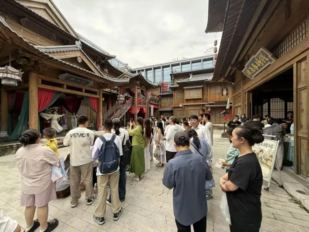 一纸“文牒”入东瓯，胤秀影视城国庆实景剧本游古韵正浓 - 配图3