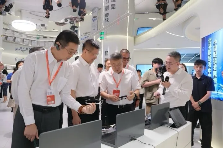 一场峰会与一座城：“一港五谷” 背后的温州产业跃迁 - 配图2