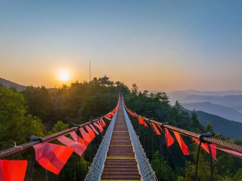 来苍南，登玉苍、访碗窑、逐海露营，解锁浙南山海画卷 - 配图3