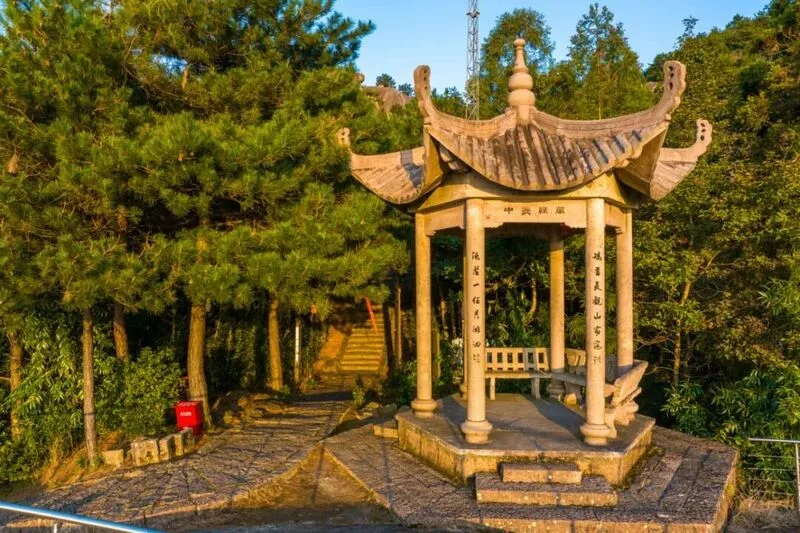 来苍南，登玉苍、访碗窑、逐海露营，解锁浙南山海画卷 - 配图4