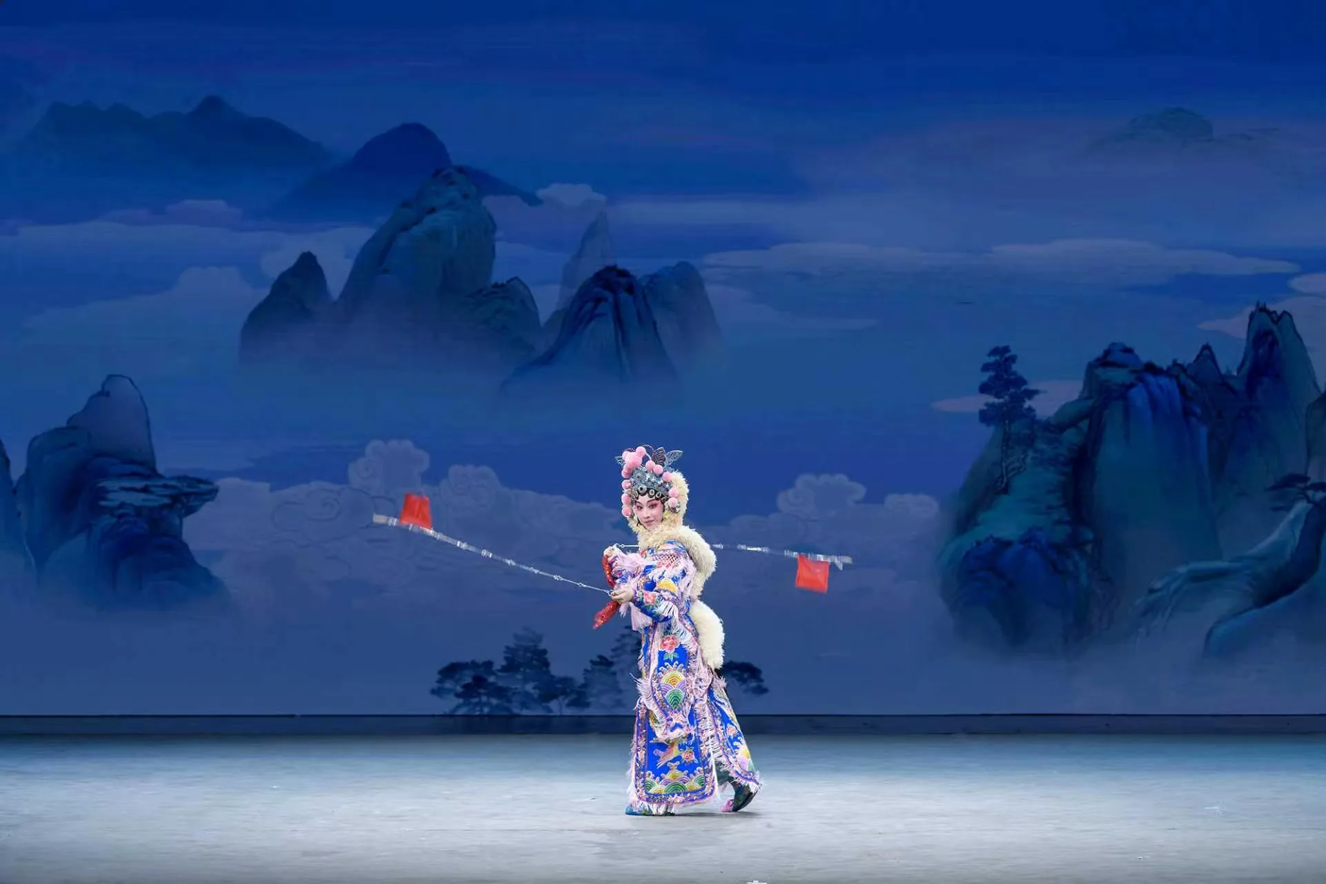 6位“白娘子”、4位“小青”、2位“许仙”上阵 33名永昆新生代演绎青春版《白蛇传》 - 配图7