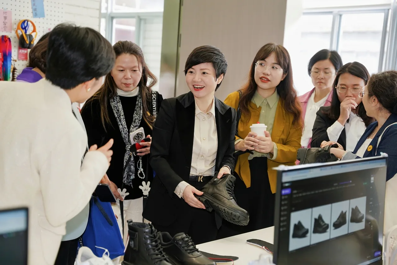 女科学家与女企业家面对面，她们都聊些啥？ - 配图3