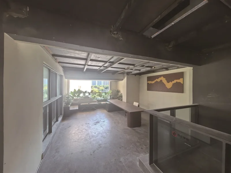 小区里有人私搭“空中楼阁”占用公区 - 配图2