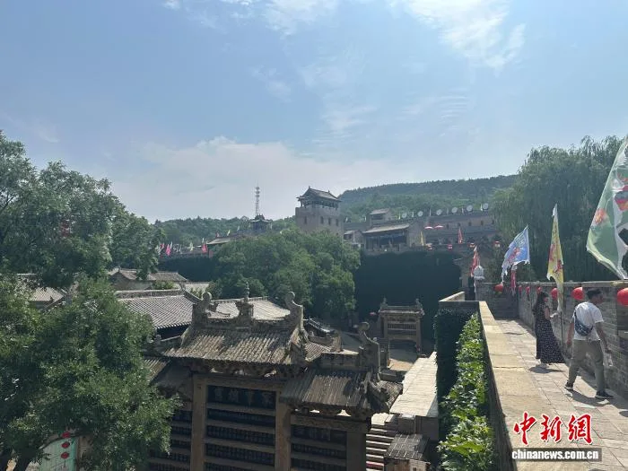 海外华文媒体探访皇城相府：从“卖门票”走向“卖体验”