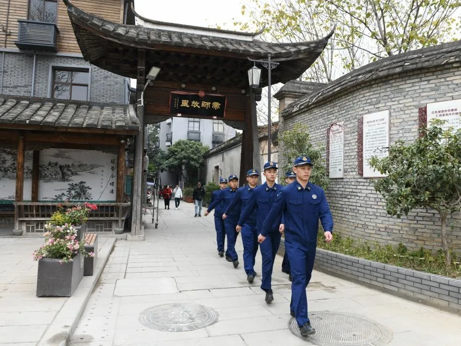 新春走基层｜螺洲古镇焕新开街 “火焰蓝”守护平安