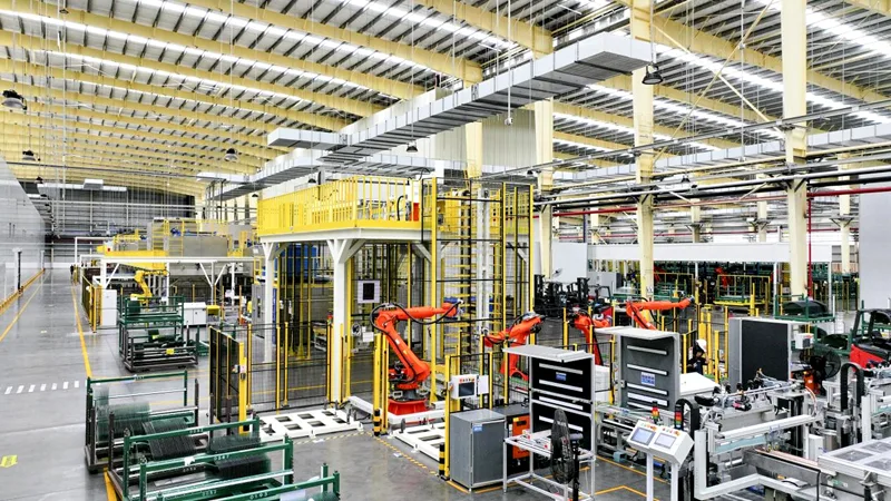 春日里的福建|一片汽车玻璃里的福建智造密码