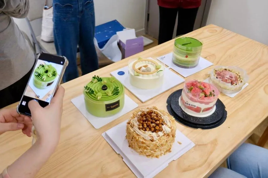 记者体验“杀糕局”共享甜品藏着新消费风尚