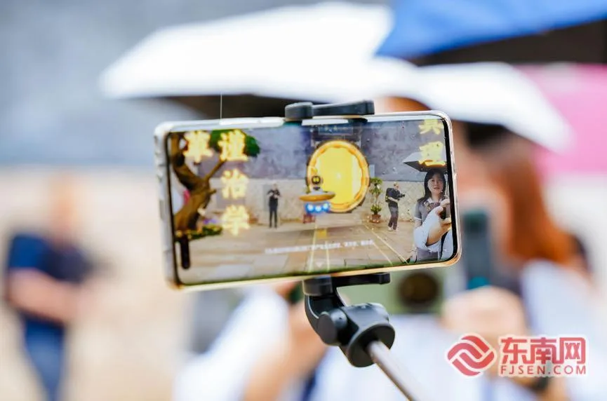 峰会一线观察｜从峰会到街巷 幸福可感可及