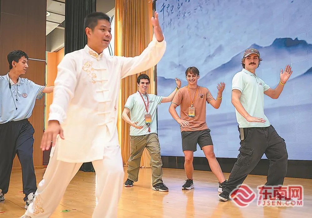 飞虎队友谊学校进校园交流活动在福州举办 社会