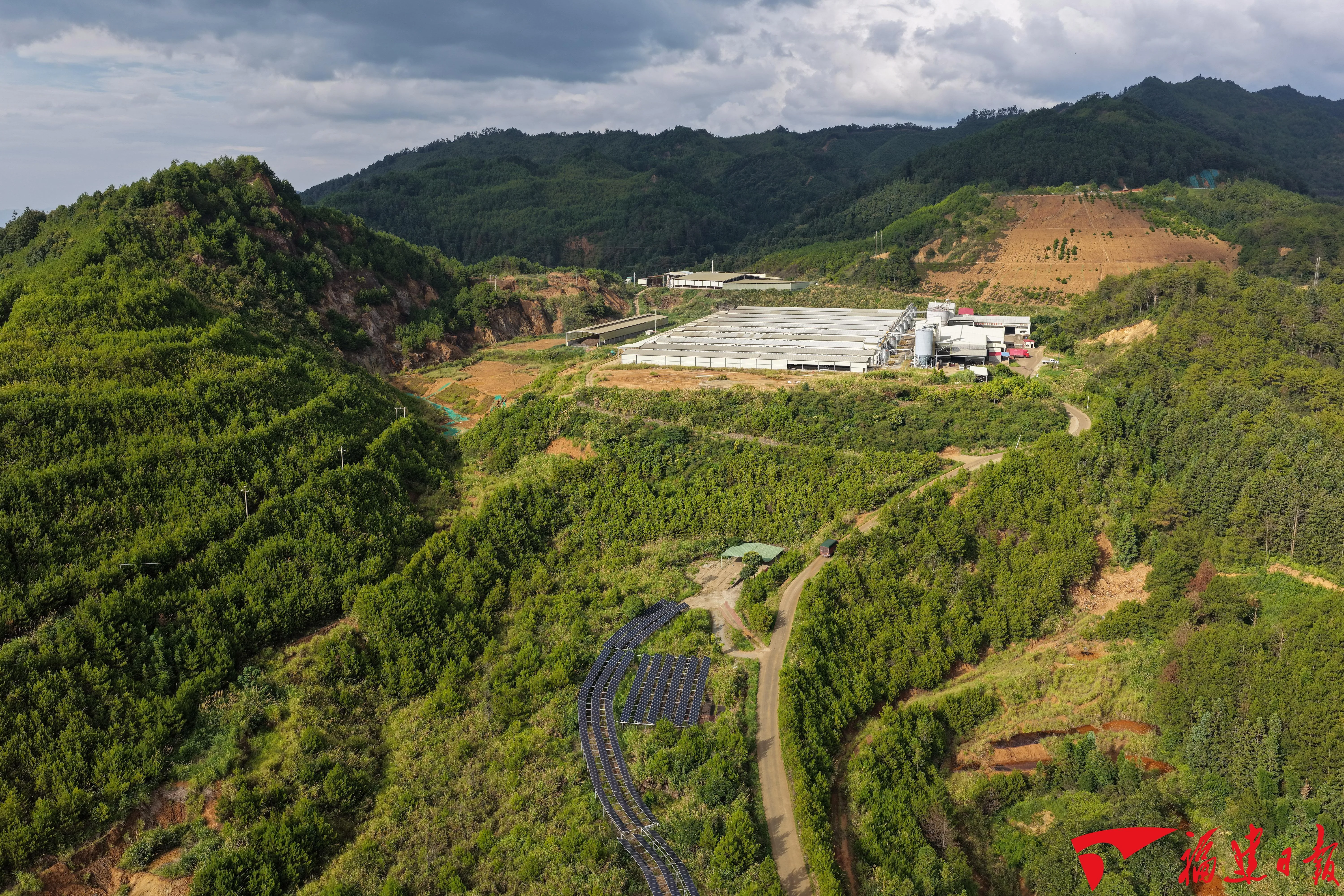 那山,那人 社会 - 配图6