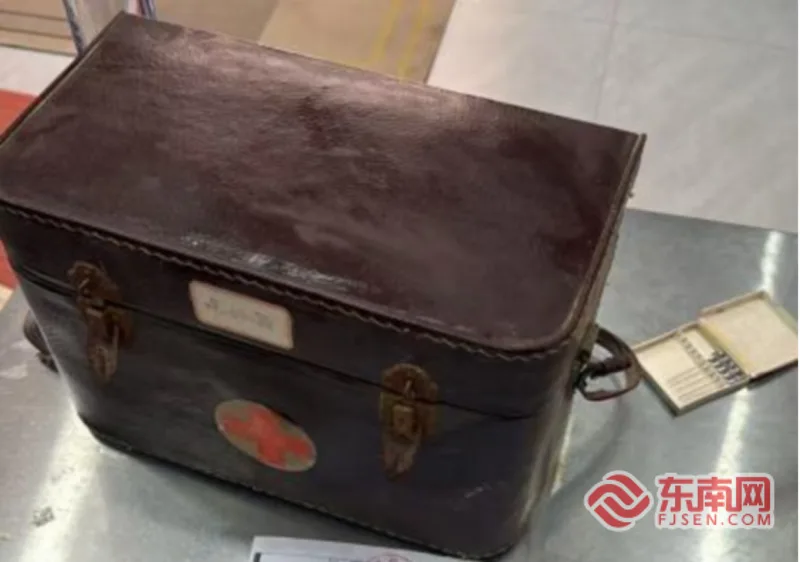 一家族三代村医，八十年接力守护海岛 - 配图4