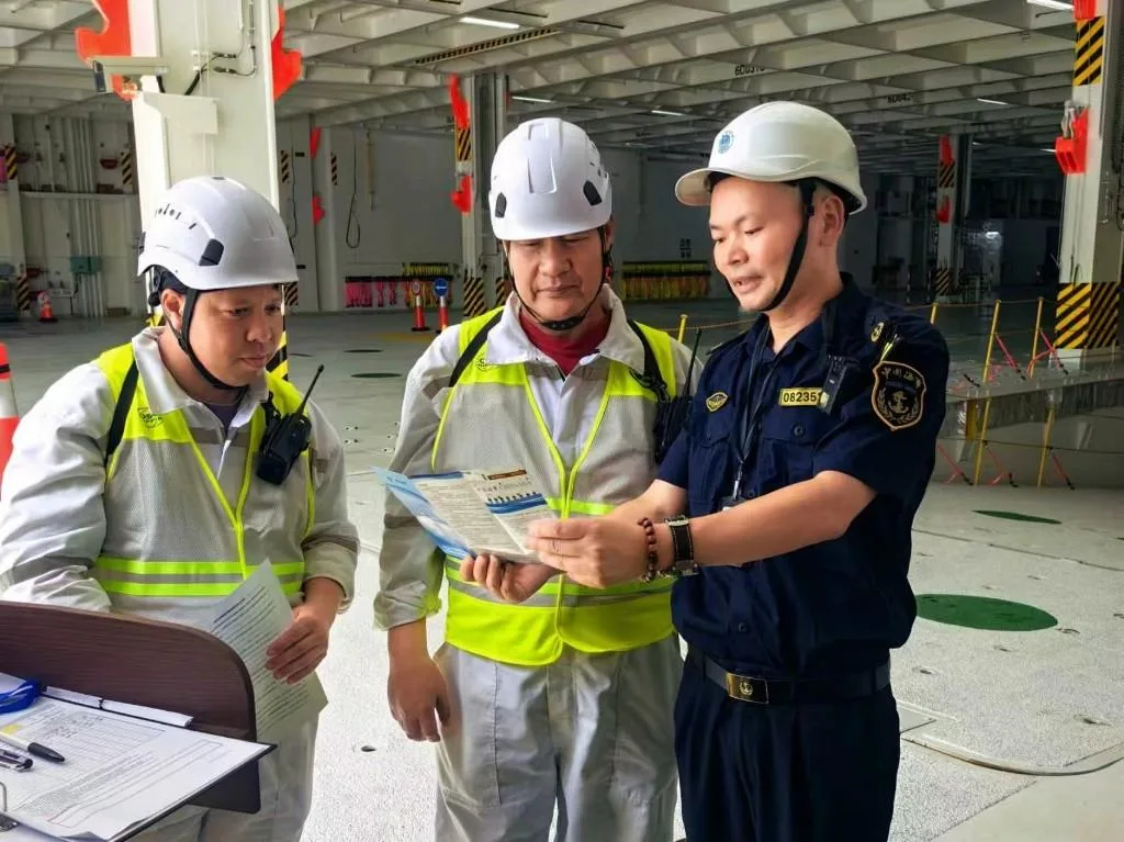 福州江阴港区迎2026年中欧北极快航首靠 海事部门护航外贸新通道 - 配图2