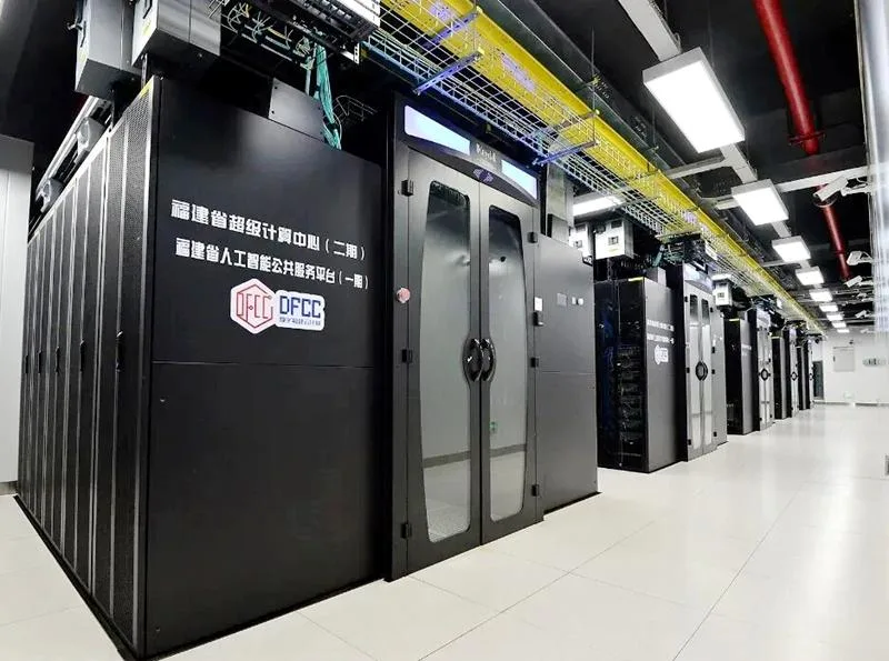 “六张网”建设，如何破局①丨算力成网，福建抢占“智算时代”