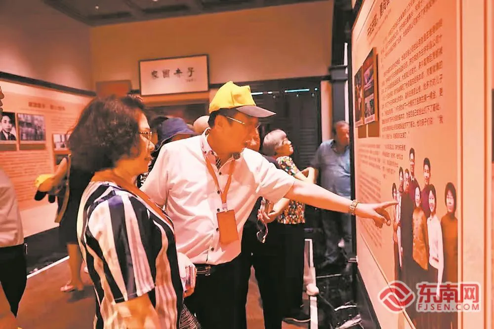 一叶轻舟回故乡 社会