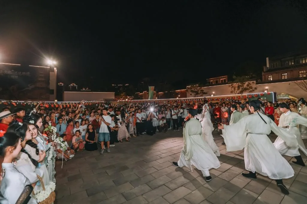 花神巡游、两岸市集、露天电影齐登场！中秋之夜闽台青年嘉年华邂逅福州上下杭 - 配图7